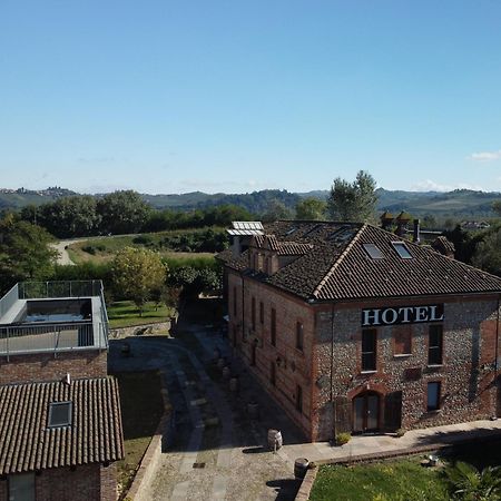 Hotel Le Botti Guarene Exterior foto